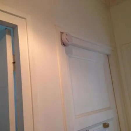 Dans T4 Hyper Proche De La Gare Sncf Et A 300m De La Gare Routiere Homestay *