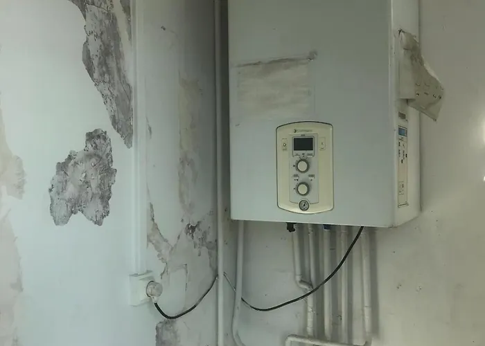 Dans T4 Hyper Proche De La Gare Sncf Et A 300m De La Gare Routiere * Creil